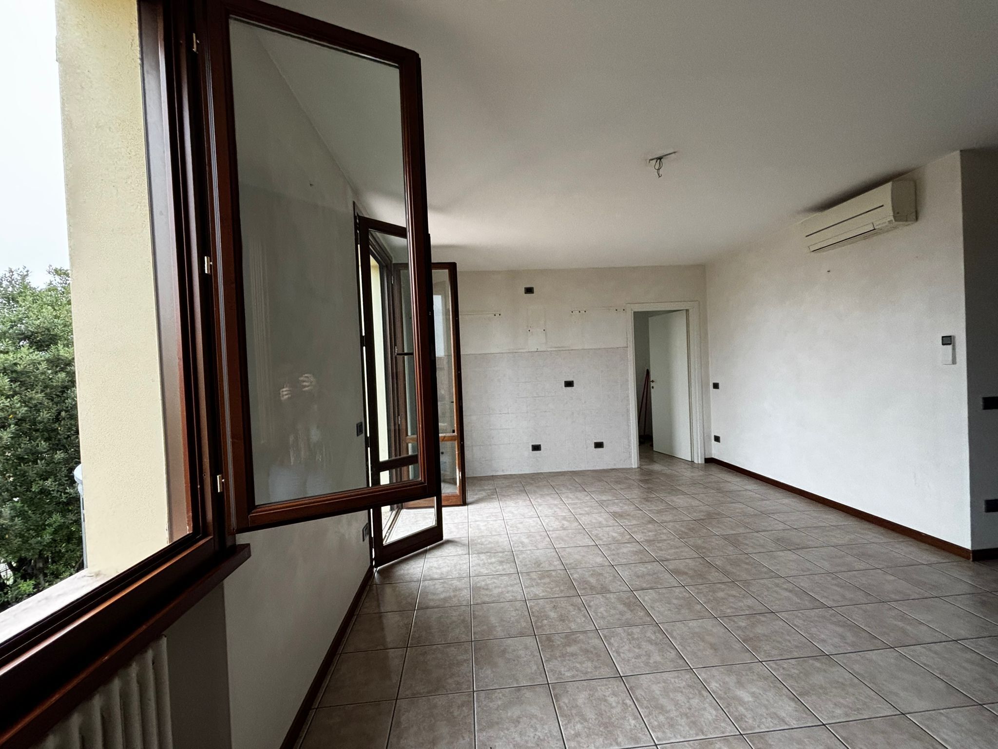 Trilocale in vendita, Medesano felegara