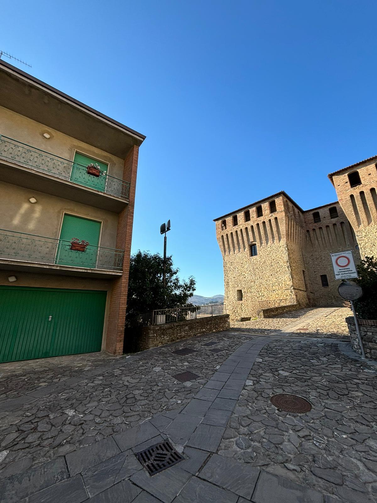 Appartamento in vendita a Varano de' Melegari