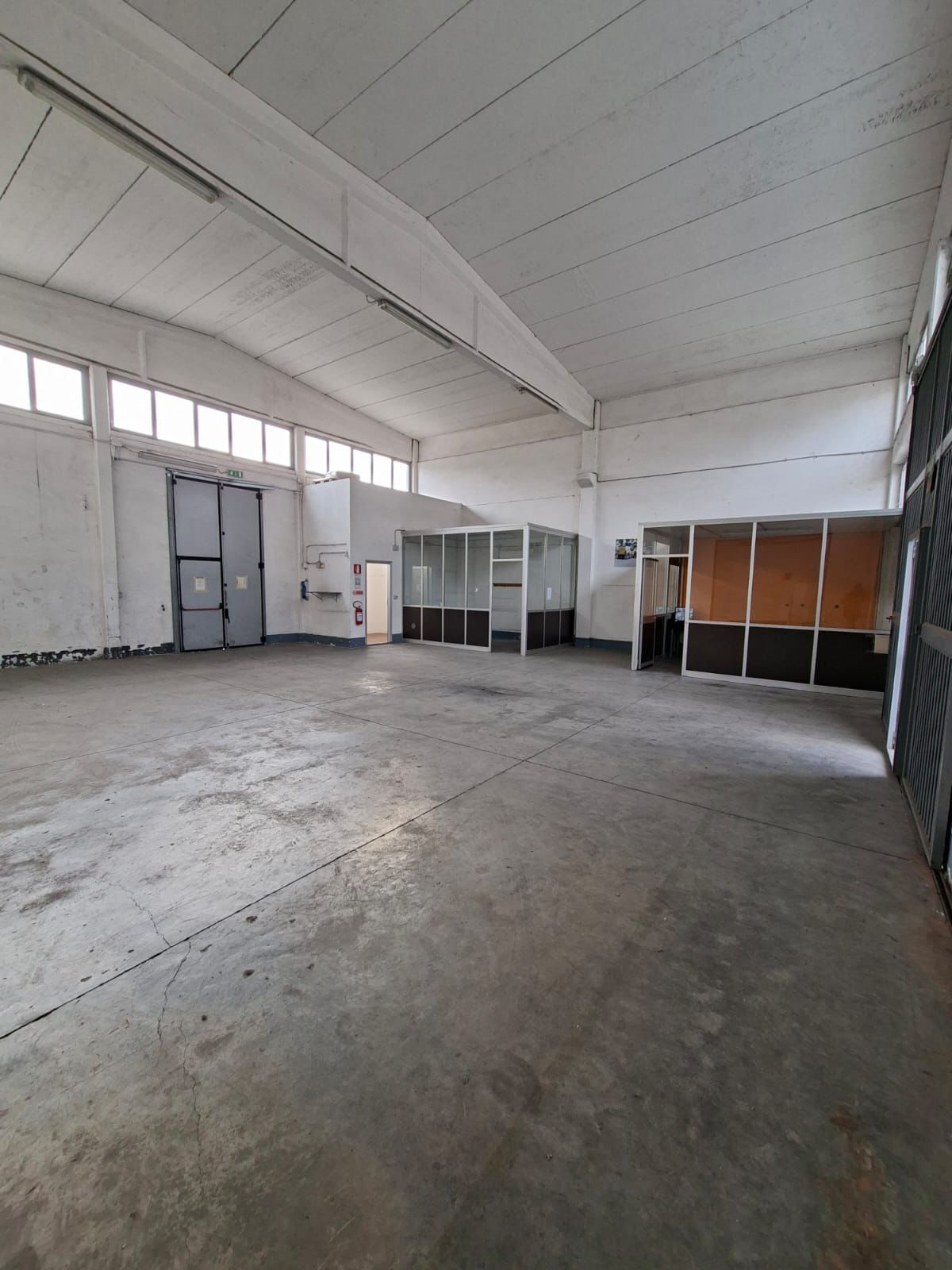 Capannone in vendita a Parma