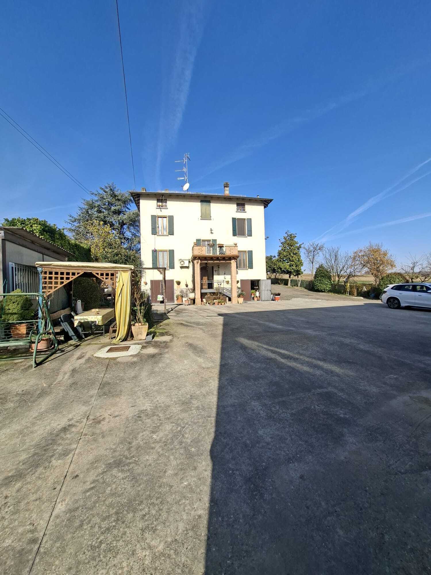 Casa indipendente in vendita, Salsomaggiore Terme tabiano