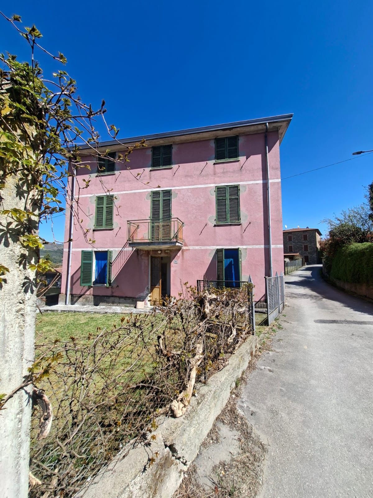 Casa indipendente in vendita a Bore