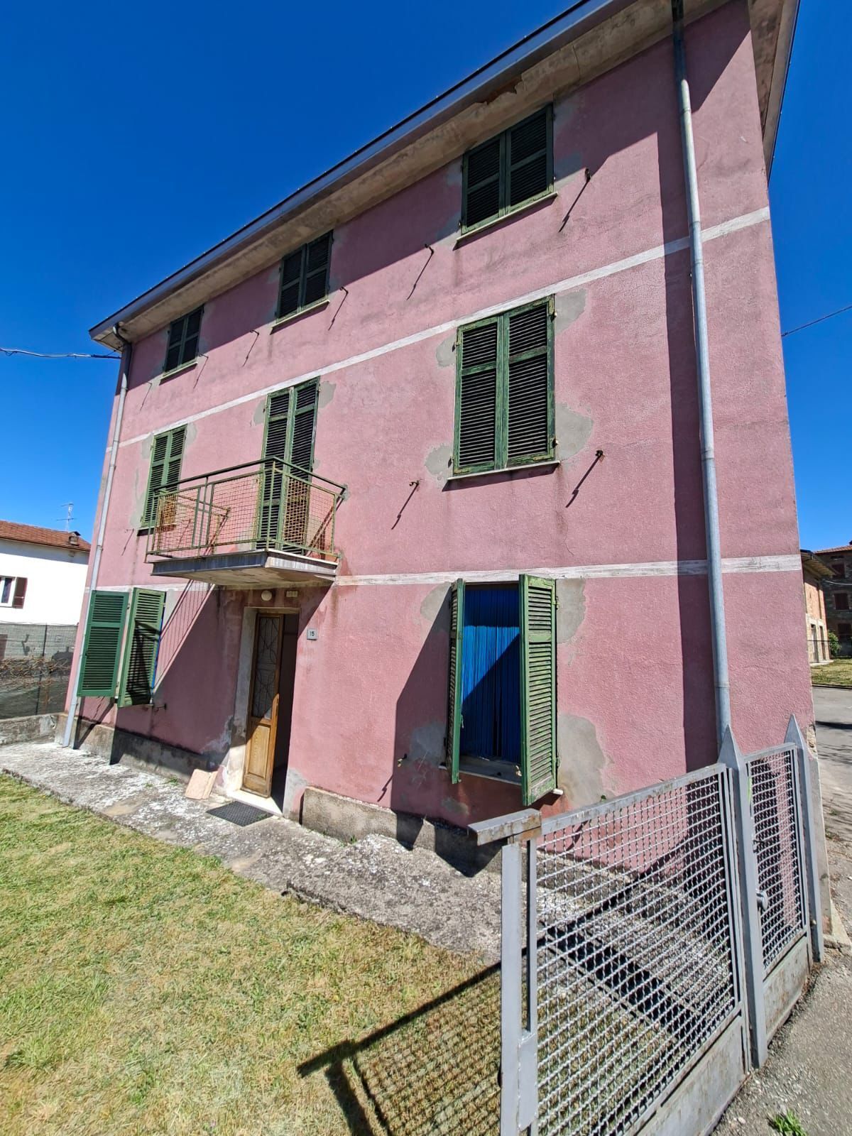 Casa indipendente in vendita a Bore