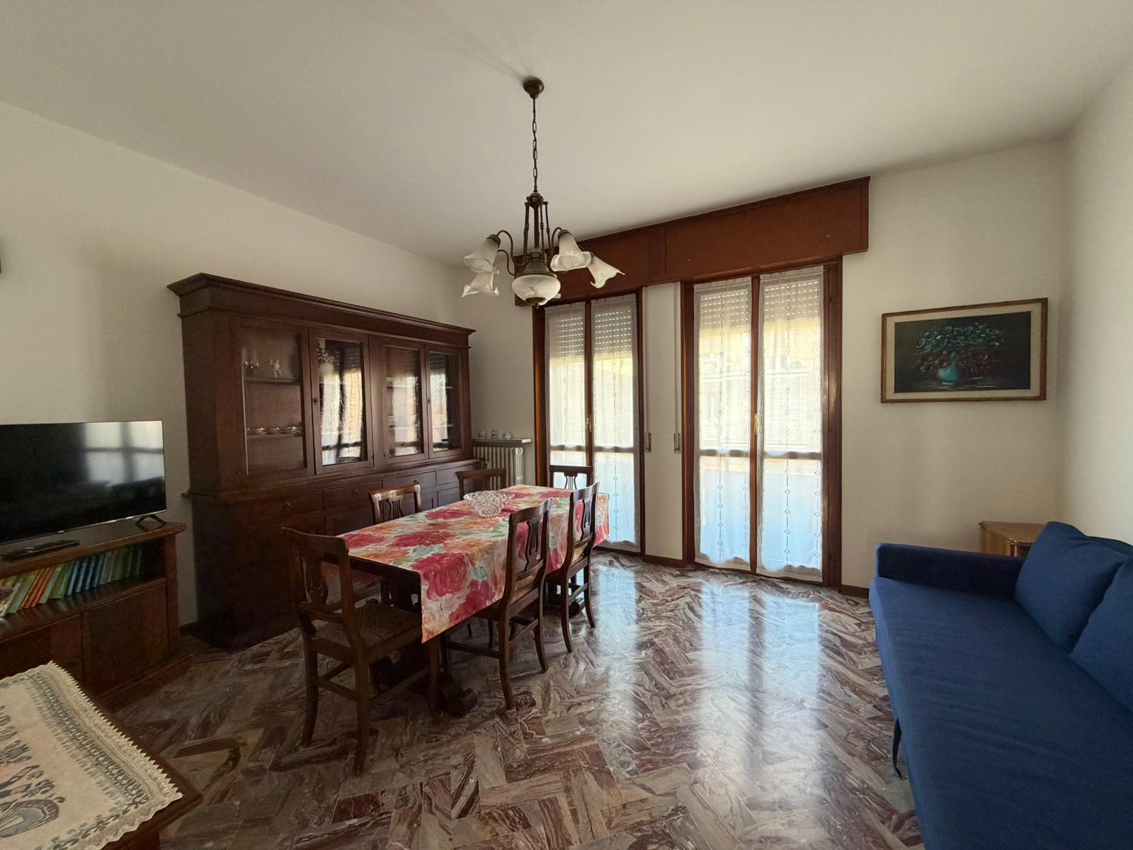 Quadrilocale in affitto a Parma