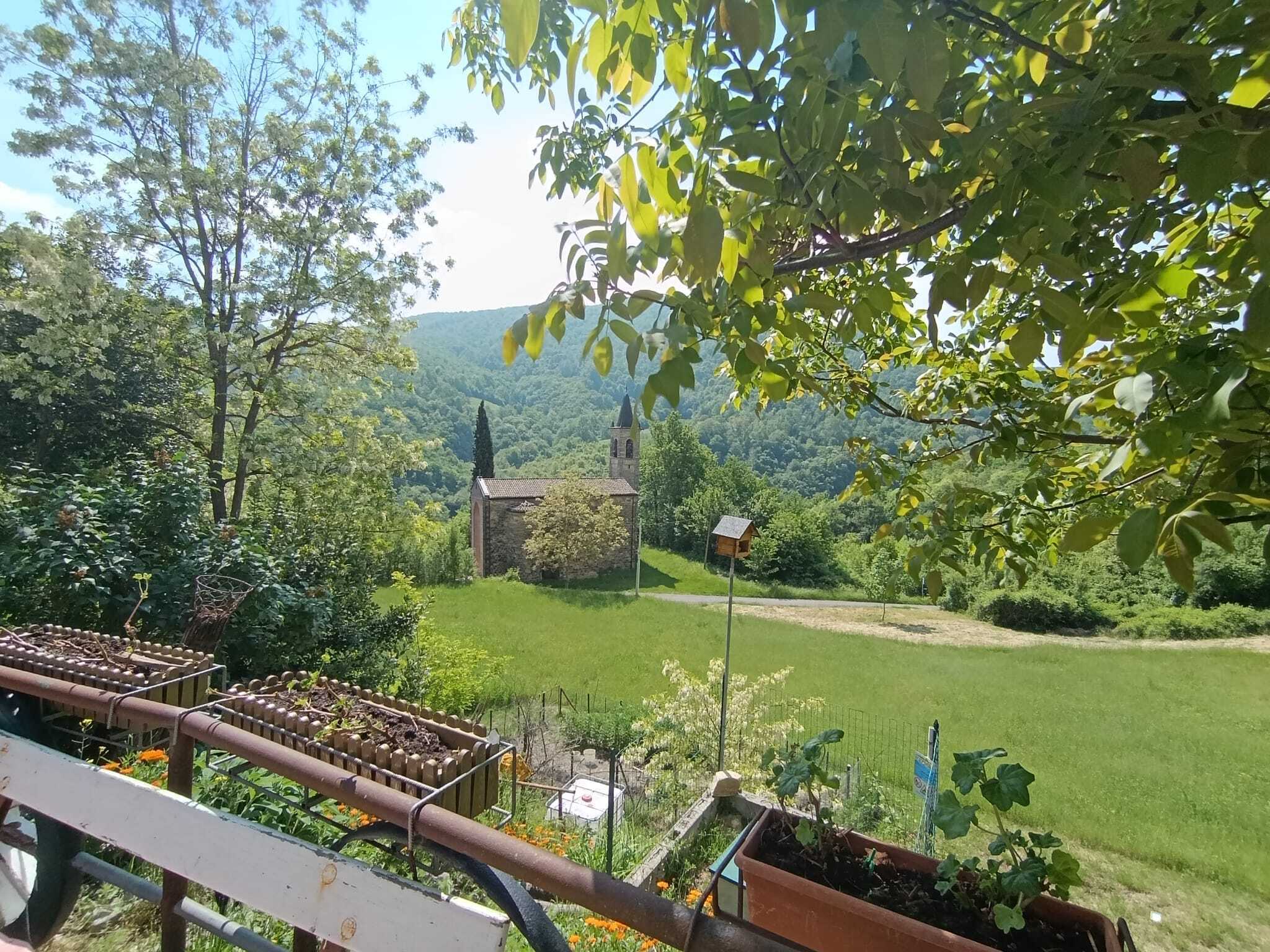 Casa indipendente da ristrutturare a Pellegrino Parmense