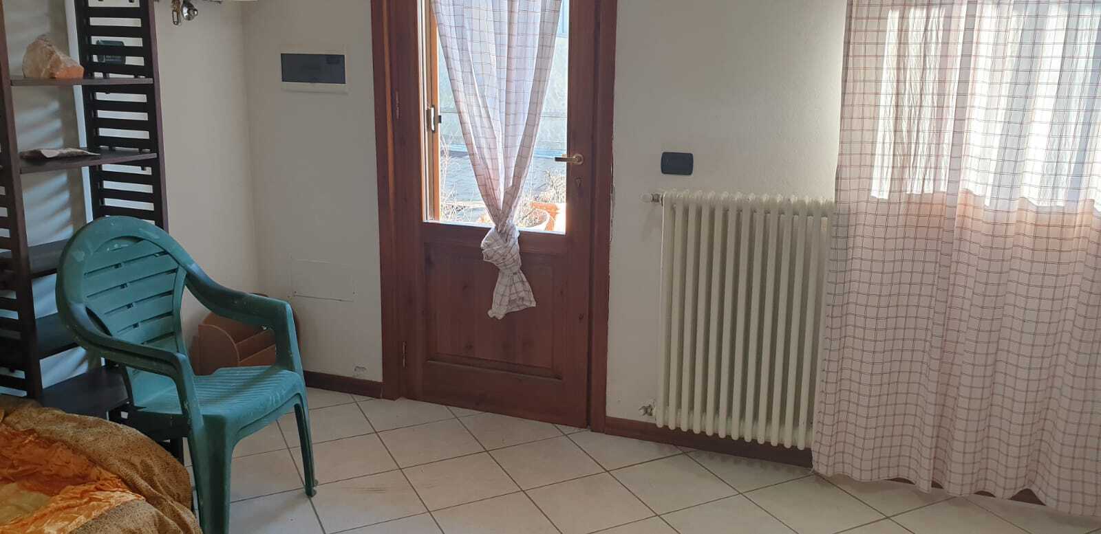 Quadrilocale in affitto a Varano de' Melegari