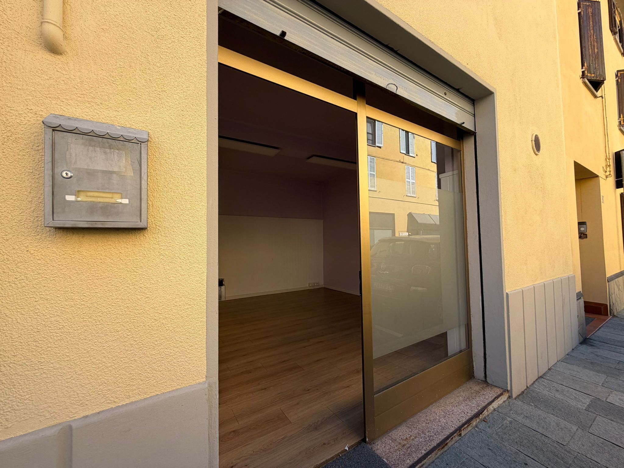 Ufficio ristrutturato a Collecchio