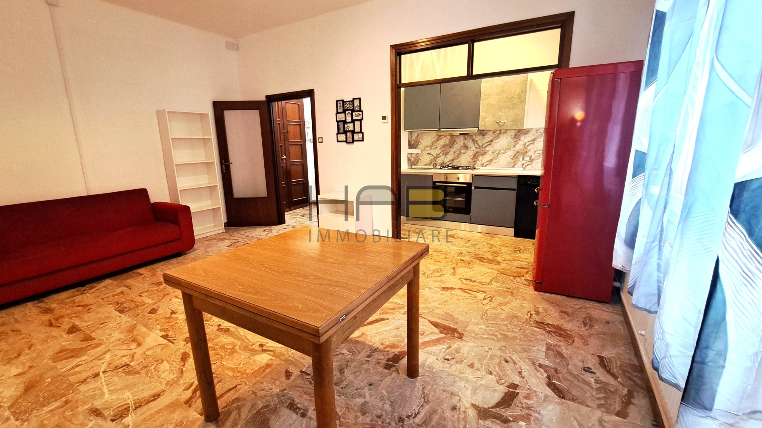 Trilocale ristrutturato in via benizzi, Padova