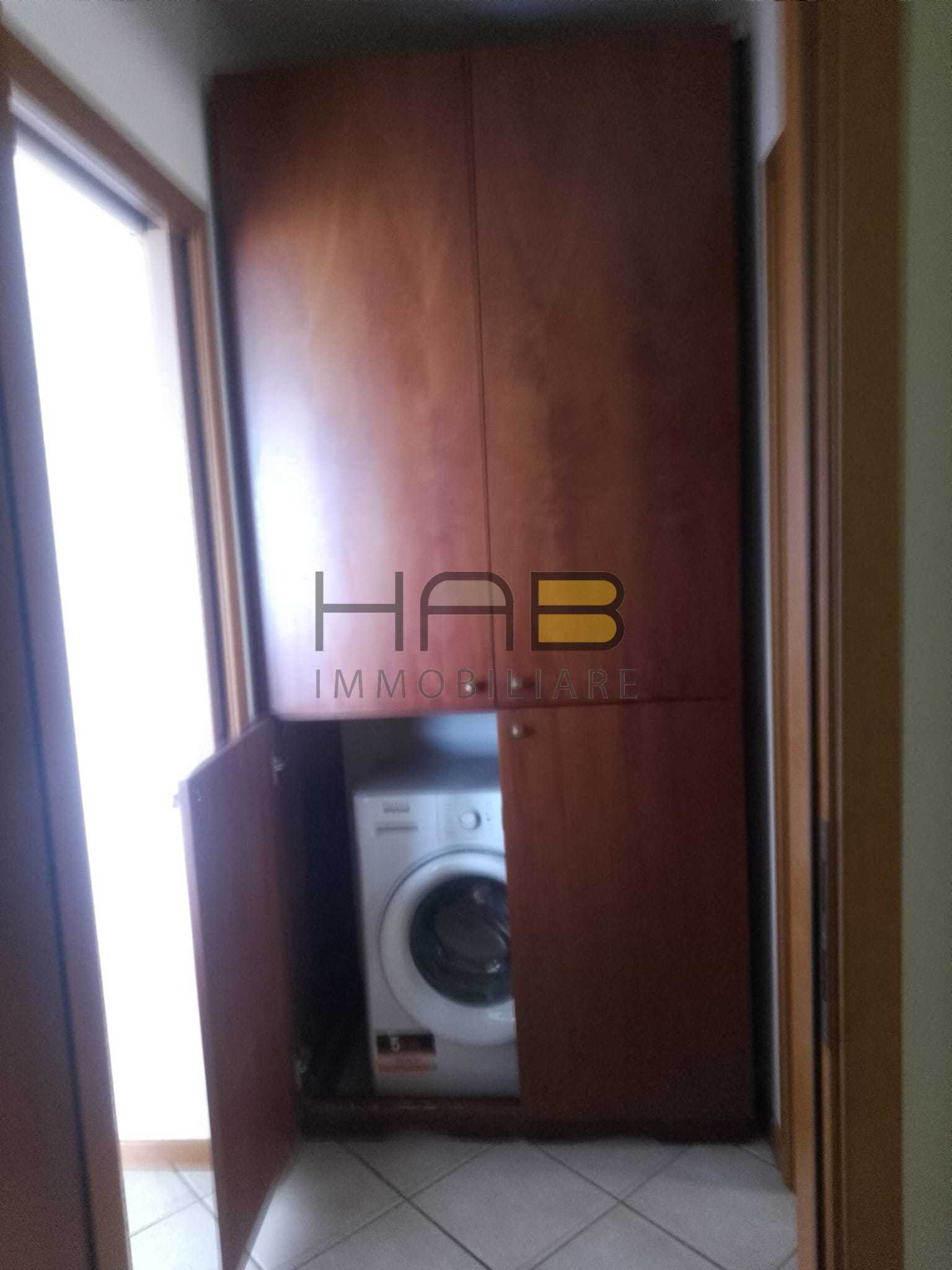 Bilocale con box in via antonio de curtis 5, Busto Arsizio