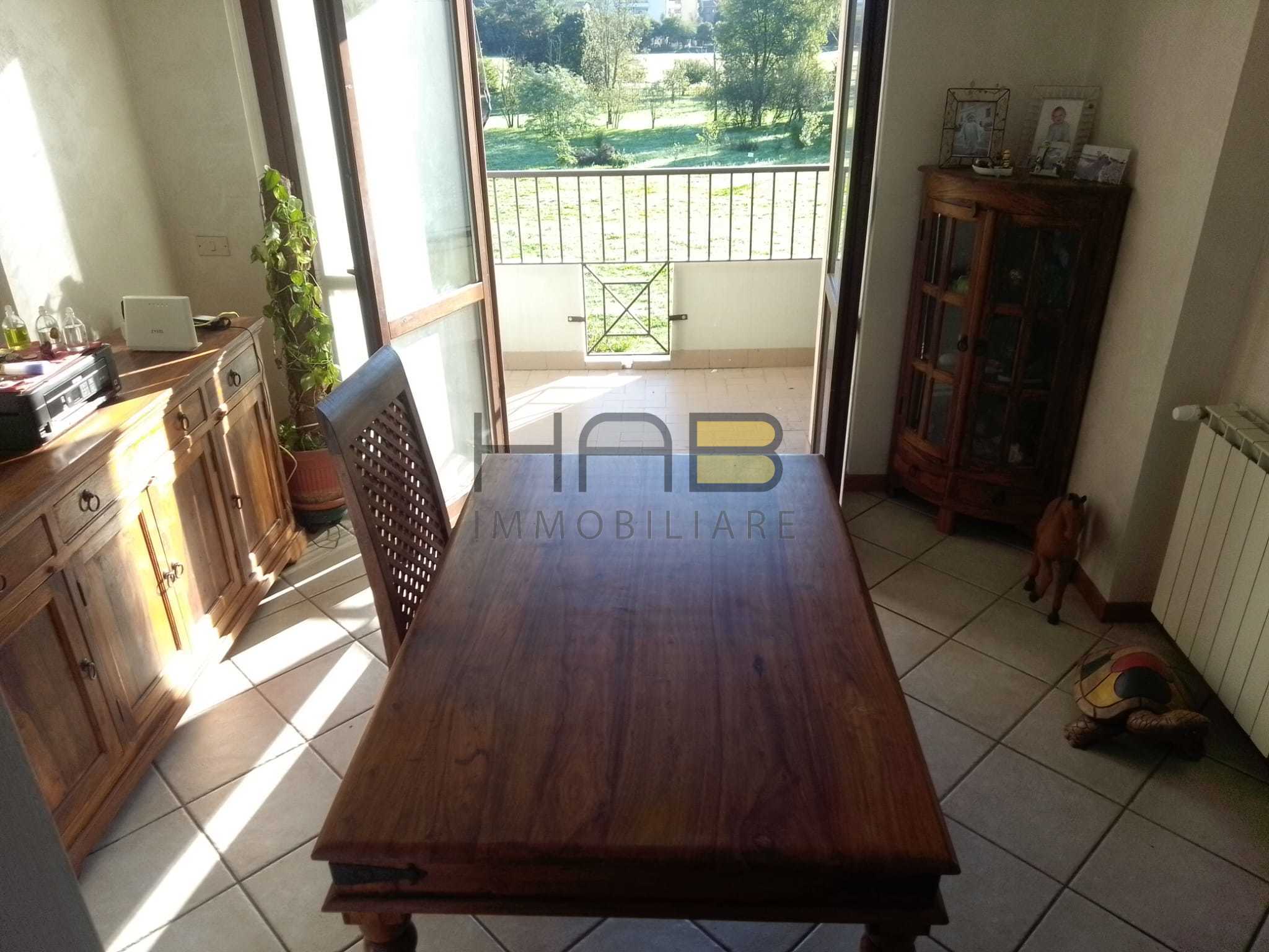 Bilocale con box in via antonio de curtis 5, Busto Arsizio