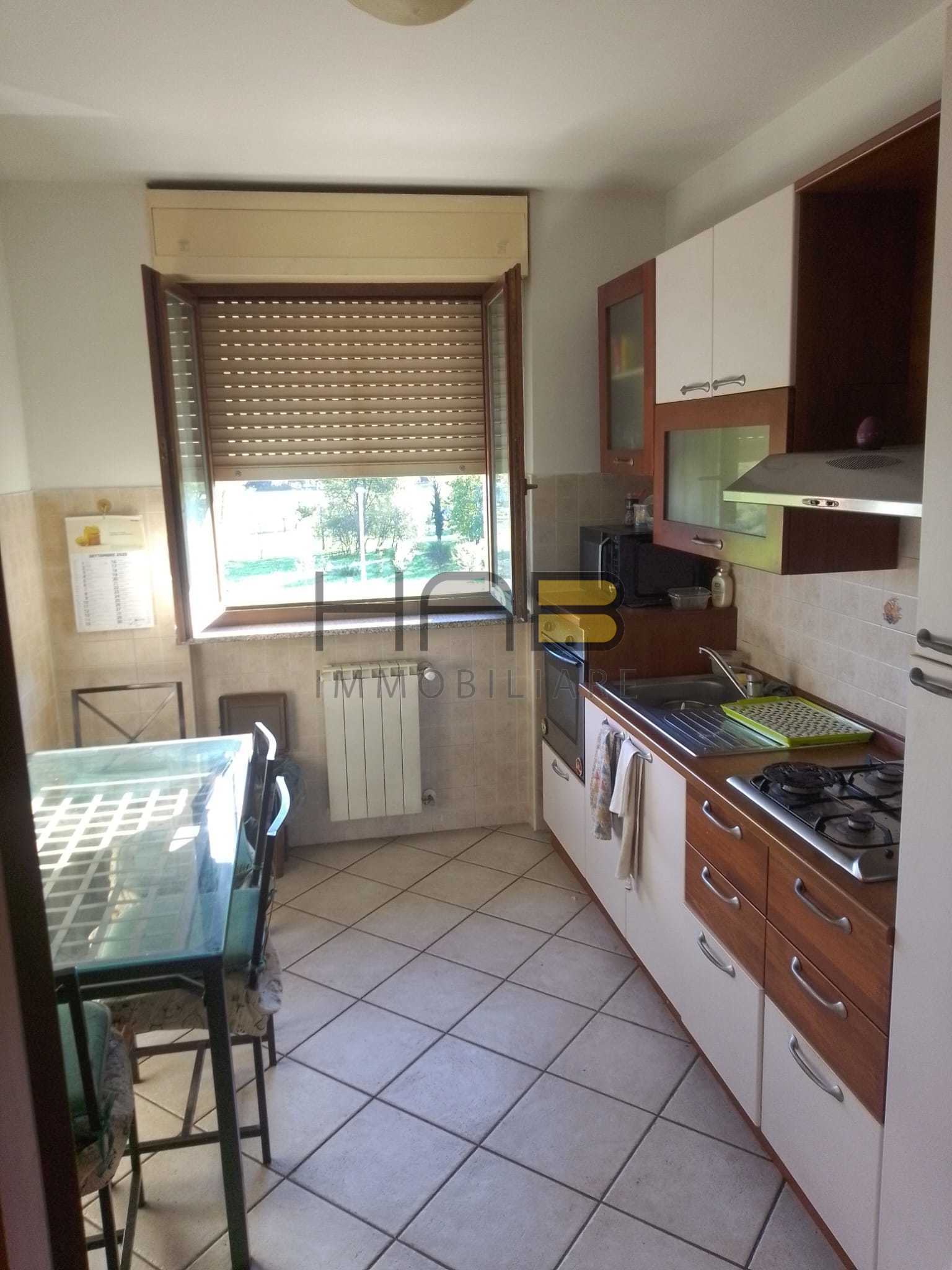 Bilocale con box in via antonio de curtis 5, Busto Arsizio