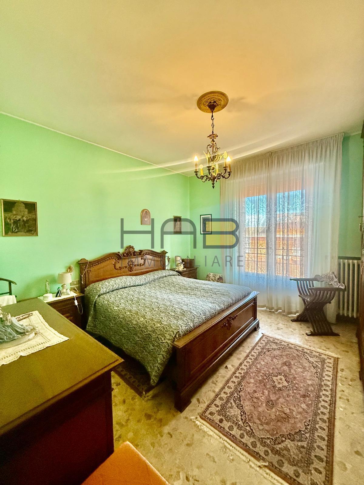 Trilocale con box in via fratelli ruffini, Busto Arsizio