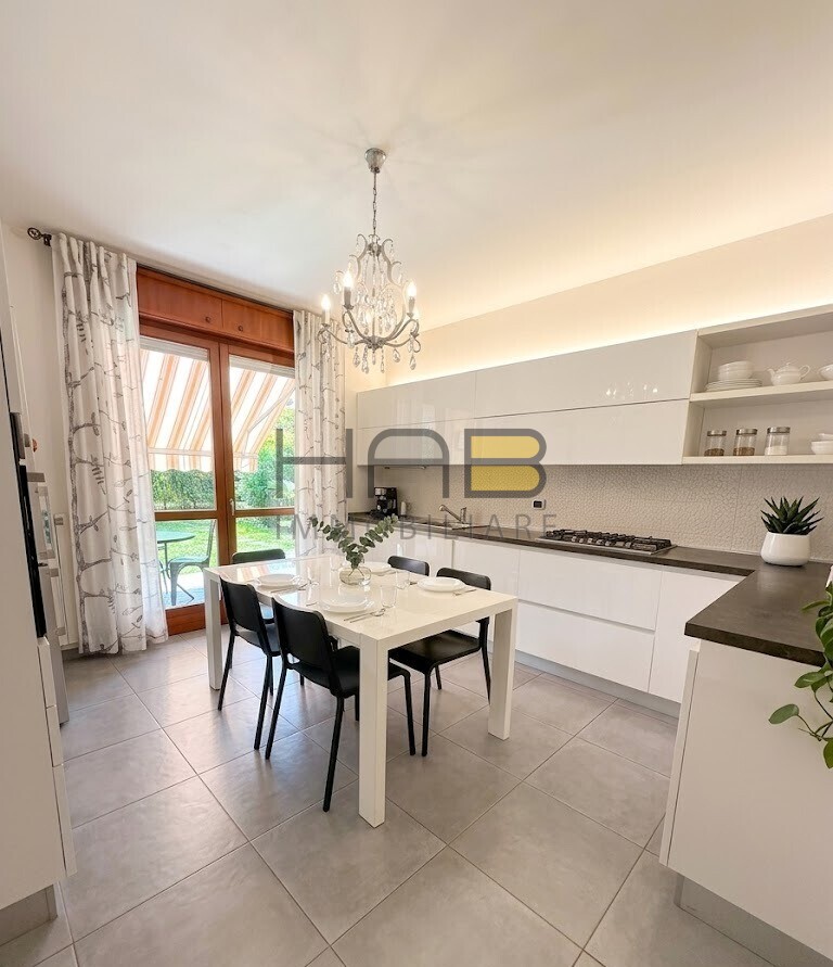 Trilocale con giardino in via e.bevilacqua 10, Busto Arsizio
