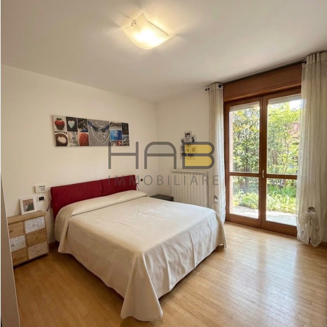 Trilocale con giardino in via e.bevilacqua 10, Busto Arsizio