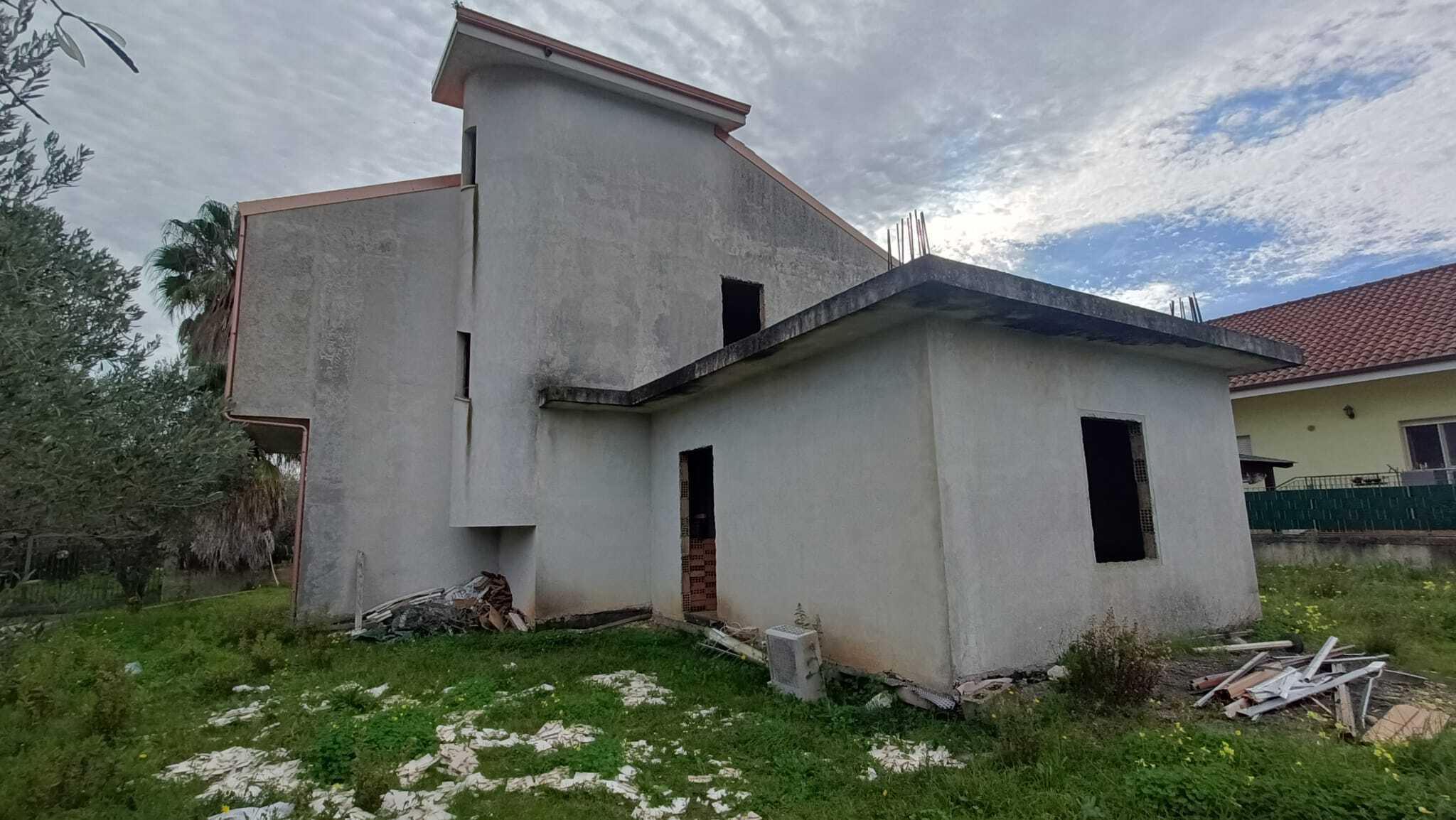 Villa in vendita in localit� scalo ferroviario, Feroleto Antico