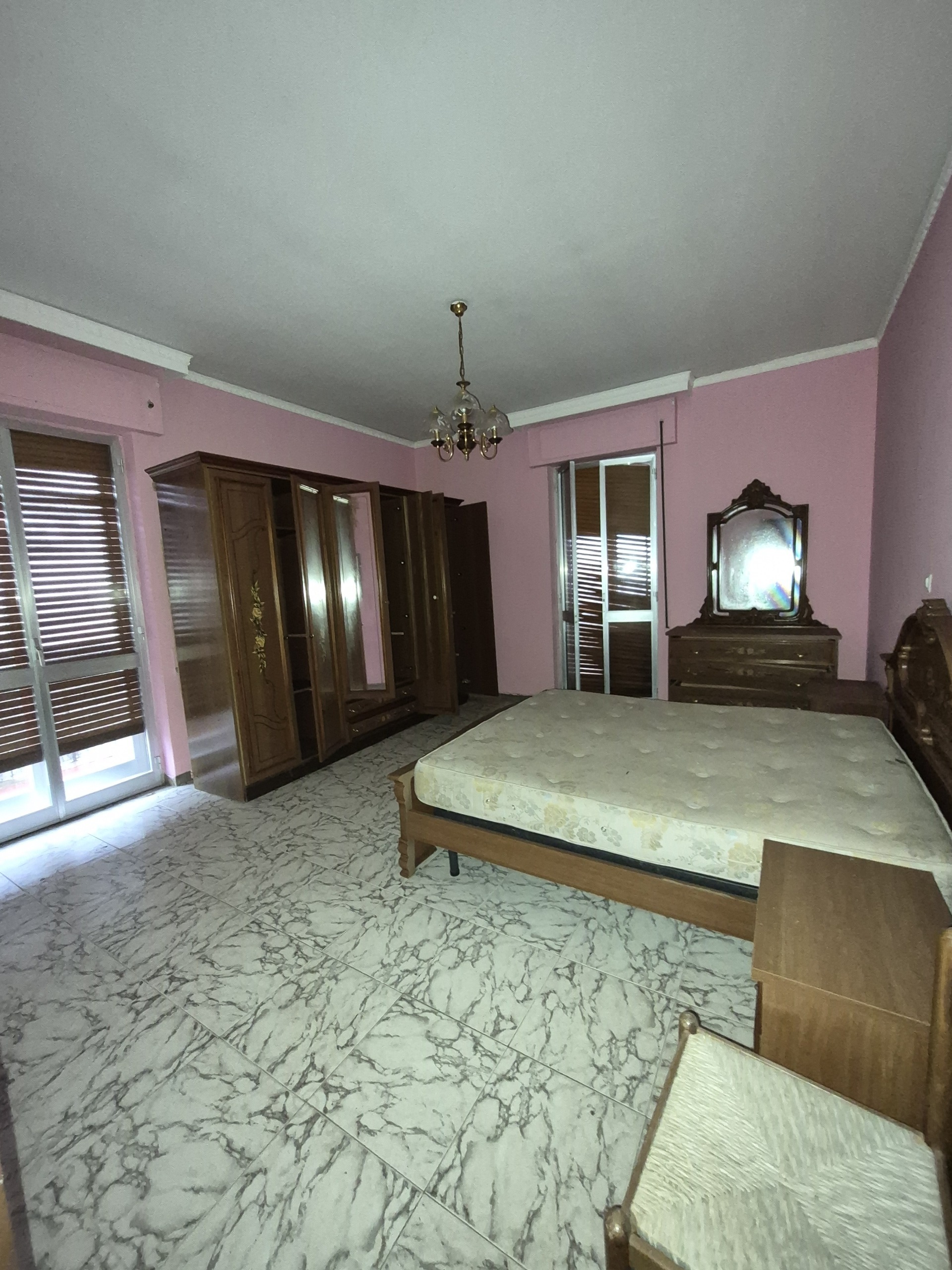 Villa da ristrutturare in viale i maggio 44, Maida