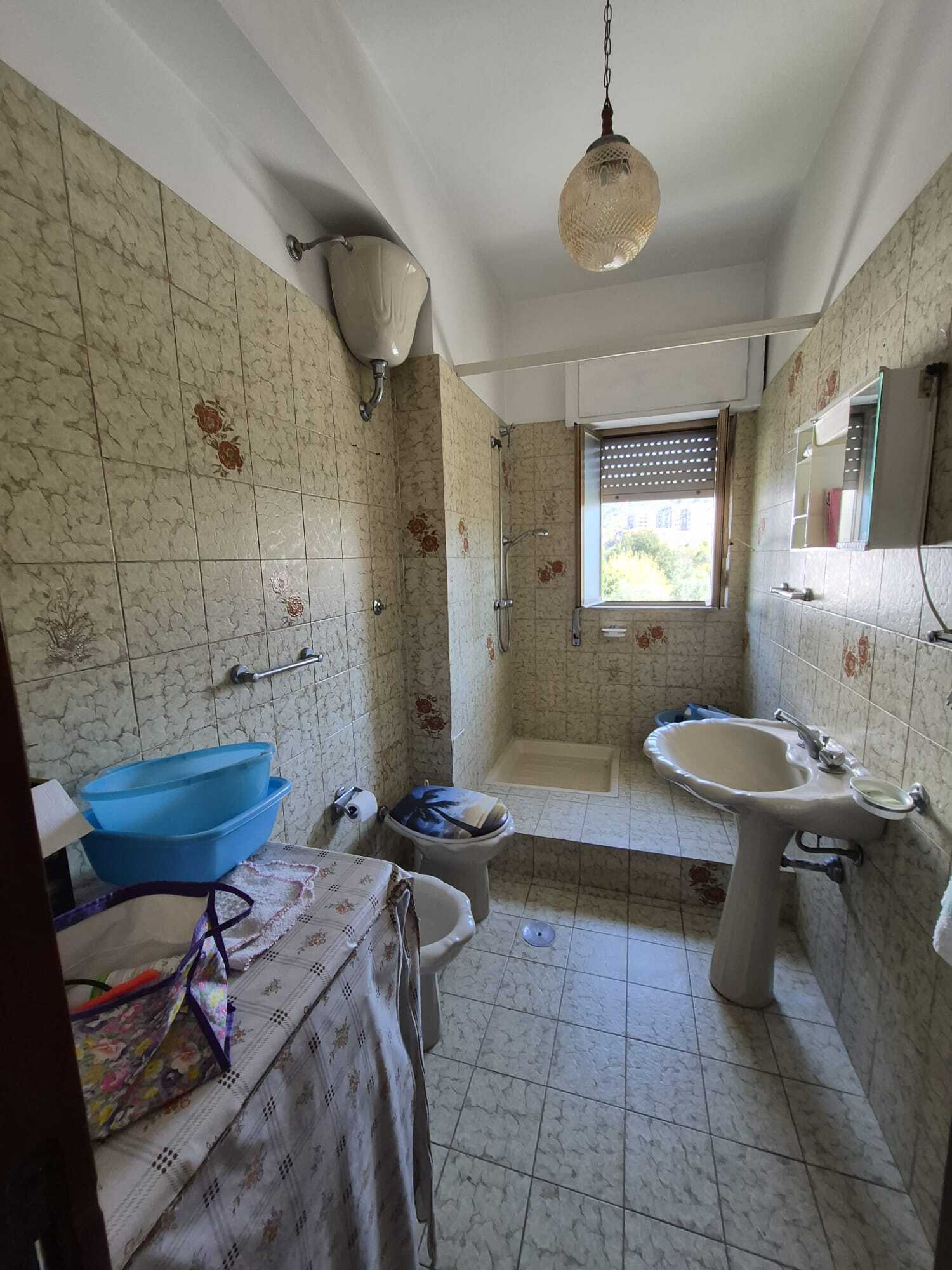 Quadrilocale da ristrutturare in via razionale 5, Lamezia Terme