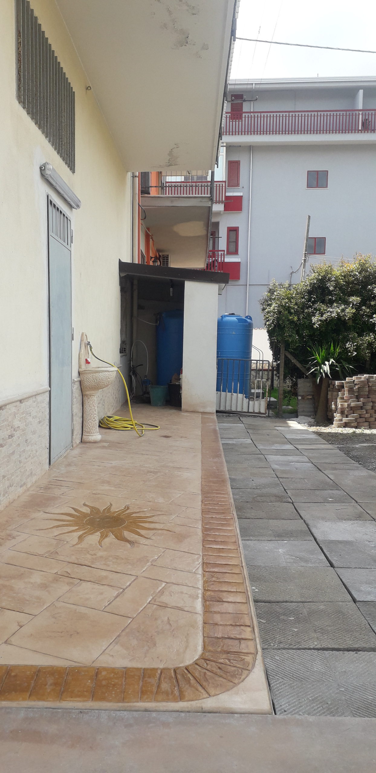 Magazzino in affitto in via dei bizantini 134, Lamezia Terme