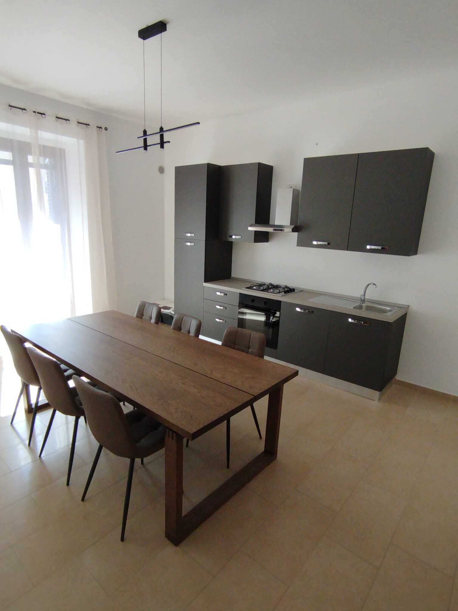 Quadrilocale in affitto in via re di puglia 13, Lamezia Terme