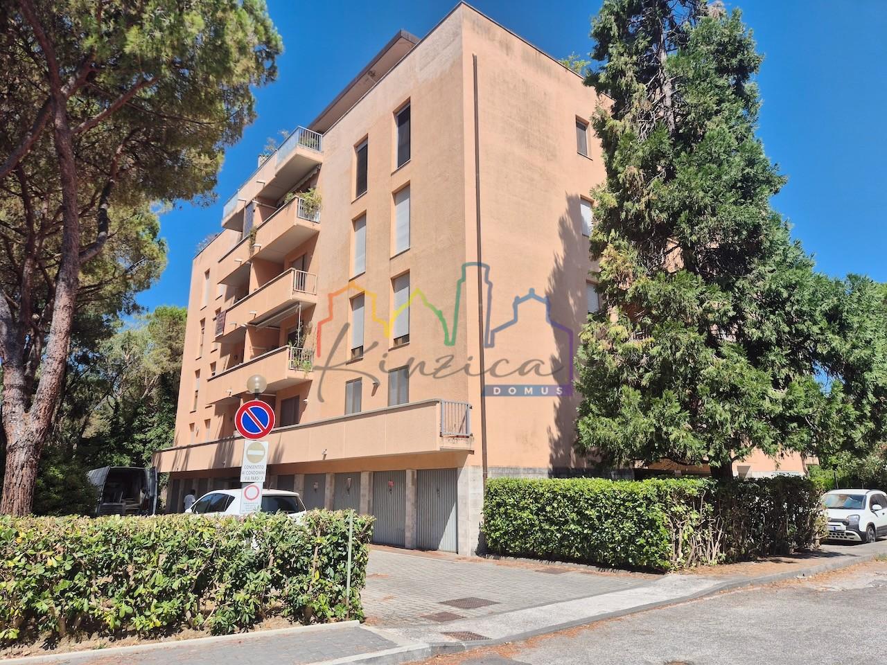 Appartamento con terrazzi, Pisa nova