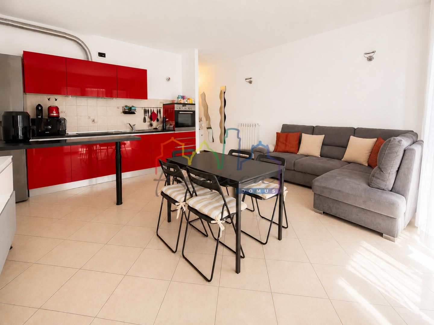 Bilocale con terrazzo, Pisa calambrone