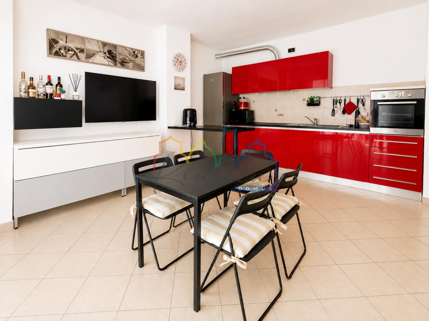 Bilocale con terrazzo, Pisa calambrone