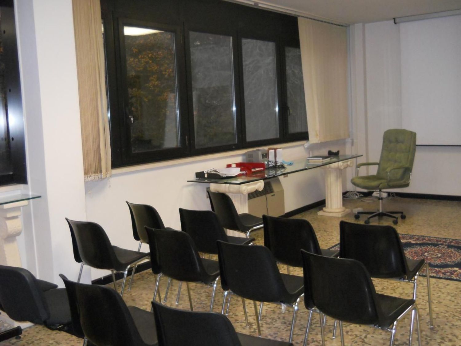 Studio/Ufficio in affitto a Faenza, Stazione