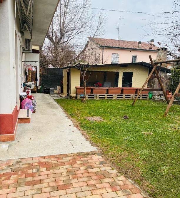 Villa in vendita a Faenza