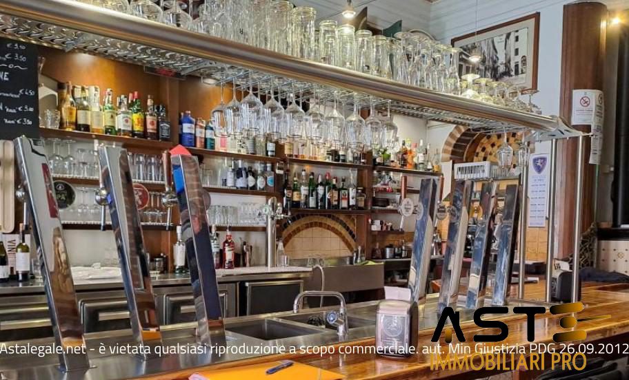 Locale commerciale in vendita a Schio