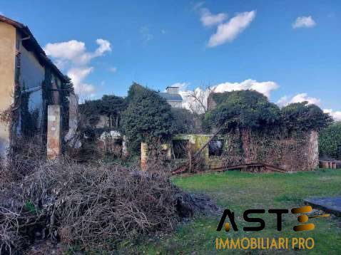 Quadrilocale in vendita a Loria