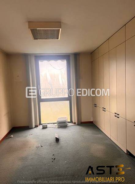 Locale commerciale in vendita a Fiesso d'Artico