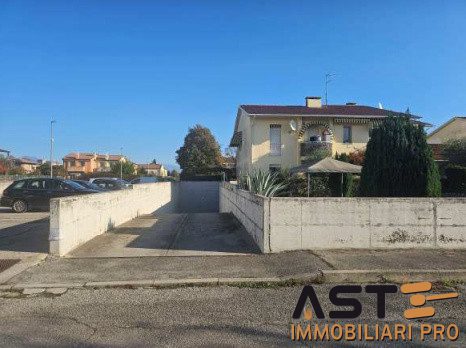 Trilocale in vendita a Nervesa della Battaglia