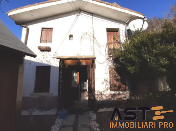 Villa in vendita a Farra di Soligo