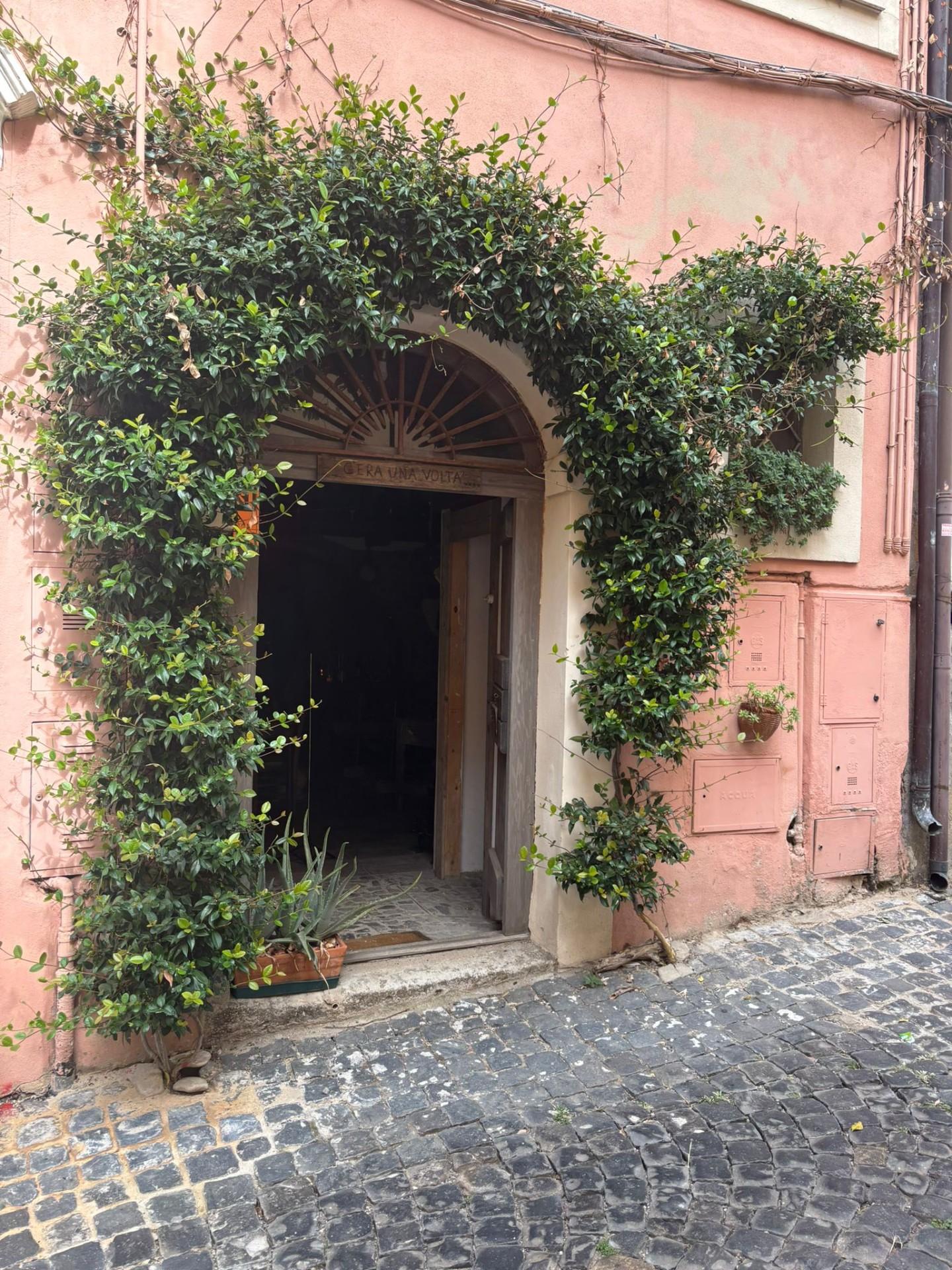 Casa vacanza 3 Locali in vendita a Monte Porzio Catone