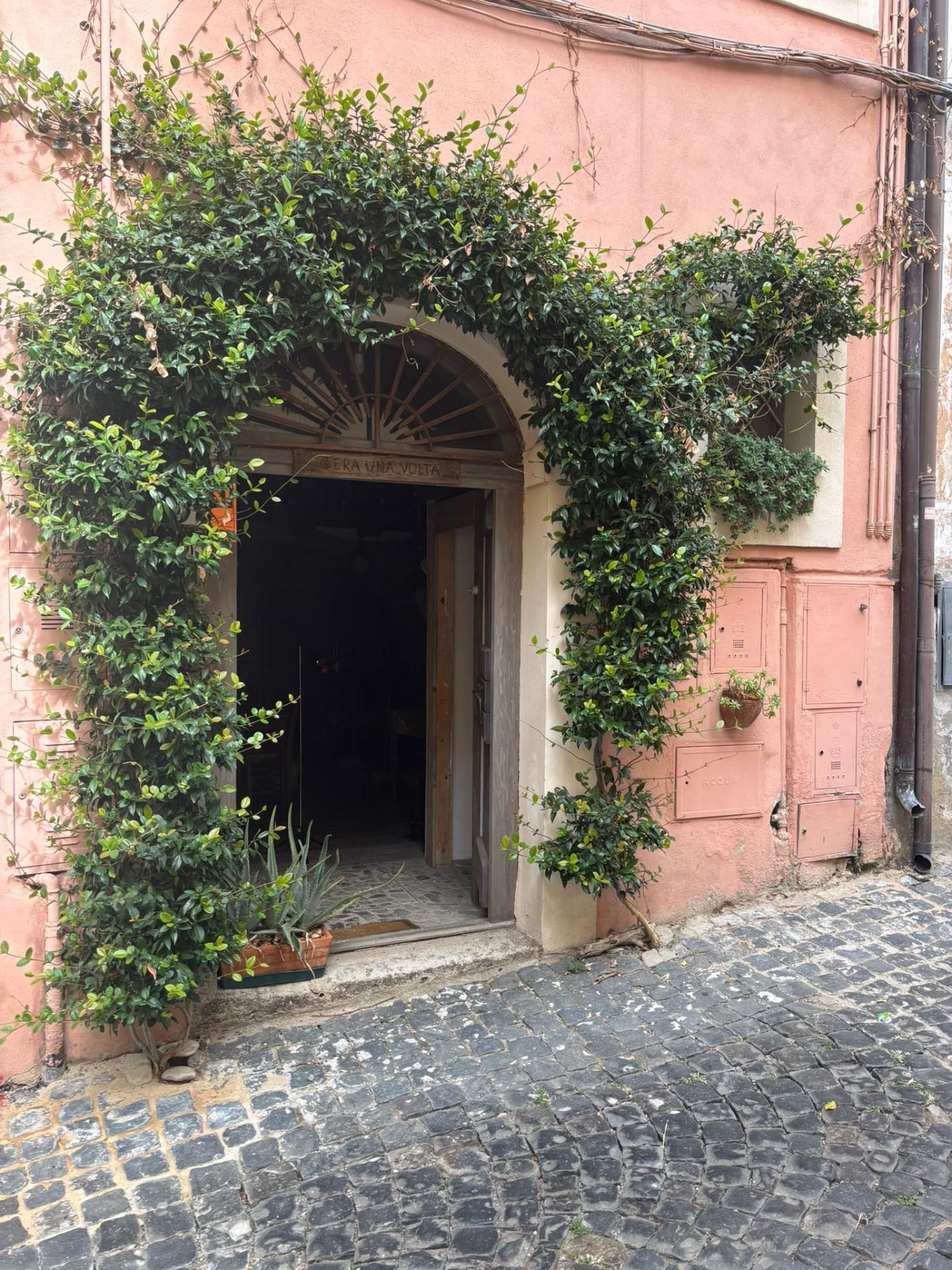 Casa vacanza 3 Locali in vendita a Monte Porzio Catone