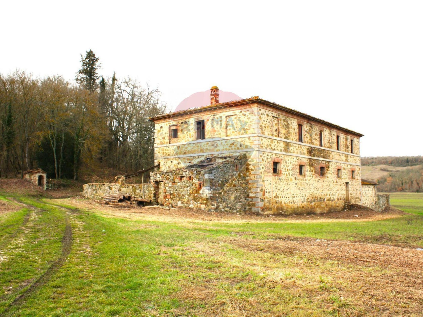 Casa indipendente con giardino a Castelnuovo Berardenga