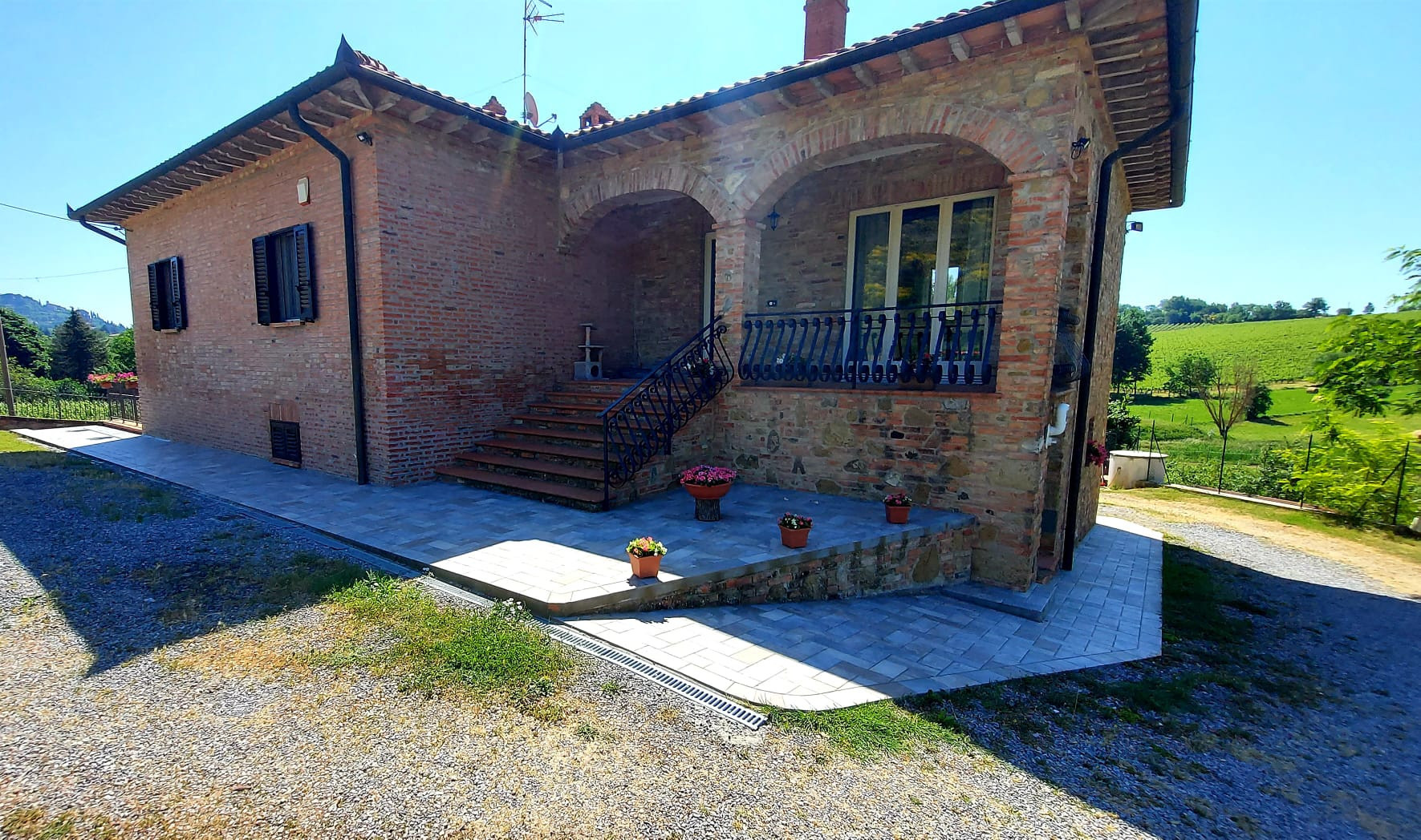 Casa indipendente con giardino a Montepulciano