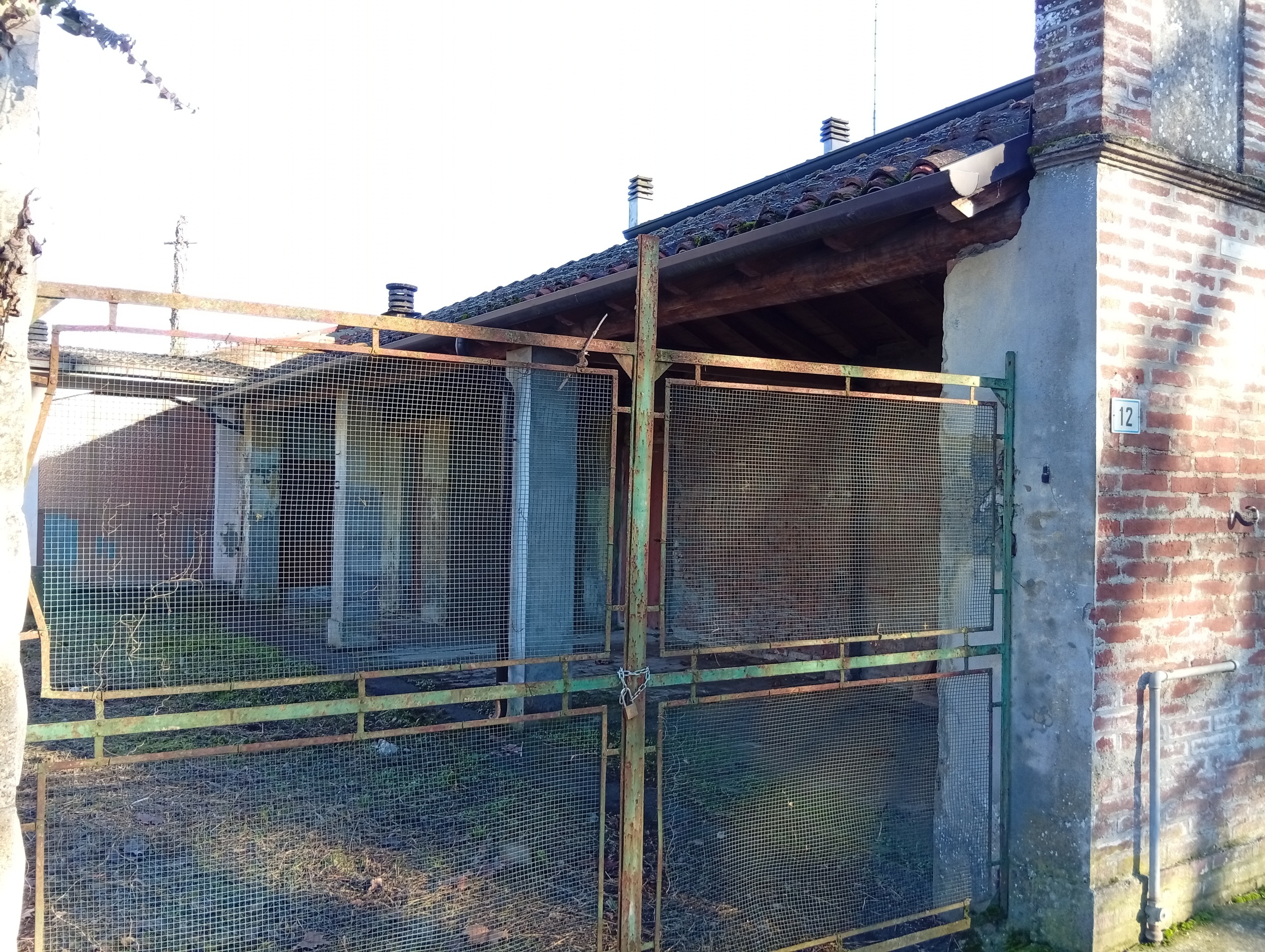 Casa indipendente da ristrutturare in via balilla 14, Rivarolo del Re ed Uniti