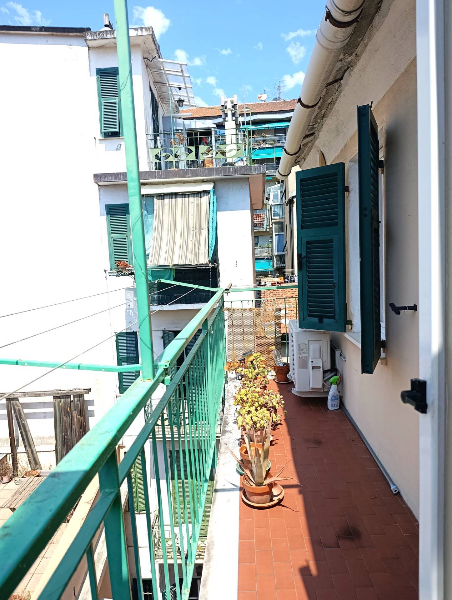 Appartamento in vendita a Savona, Lavagnola