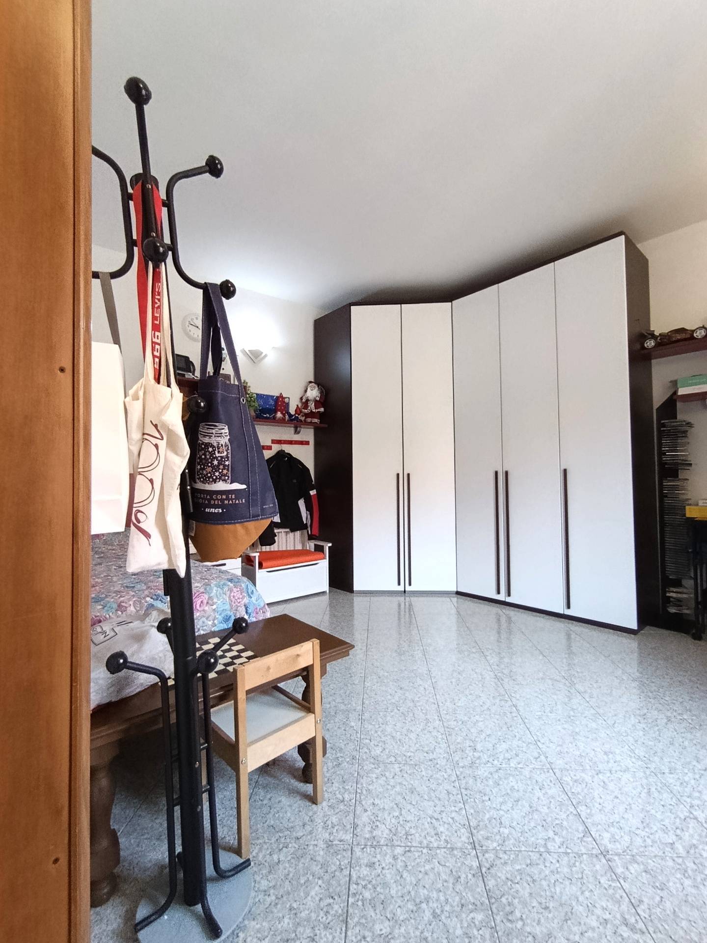 Appartamento in vendita a Savona, Lavagnola