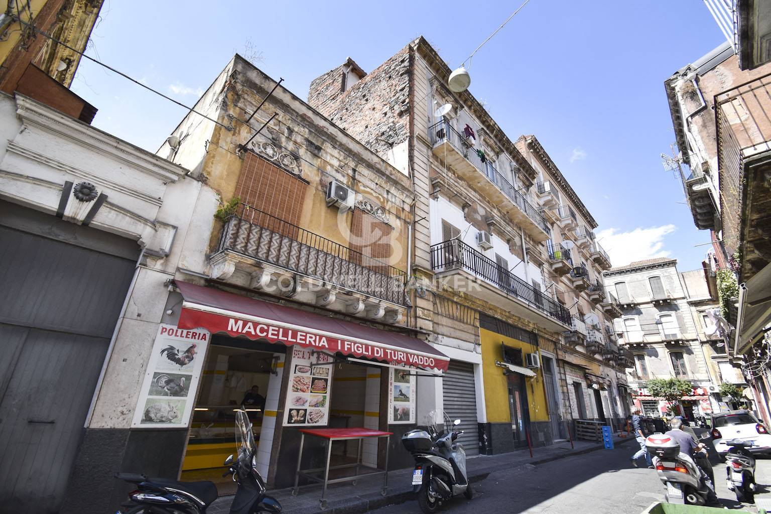 Quadrilocale con terrazzo a Catania