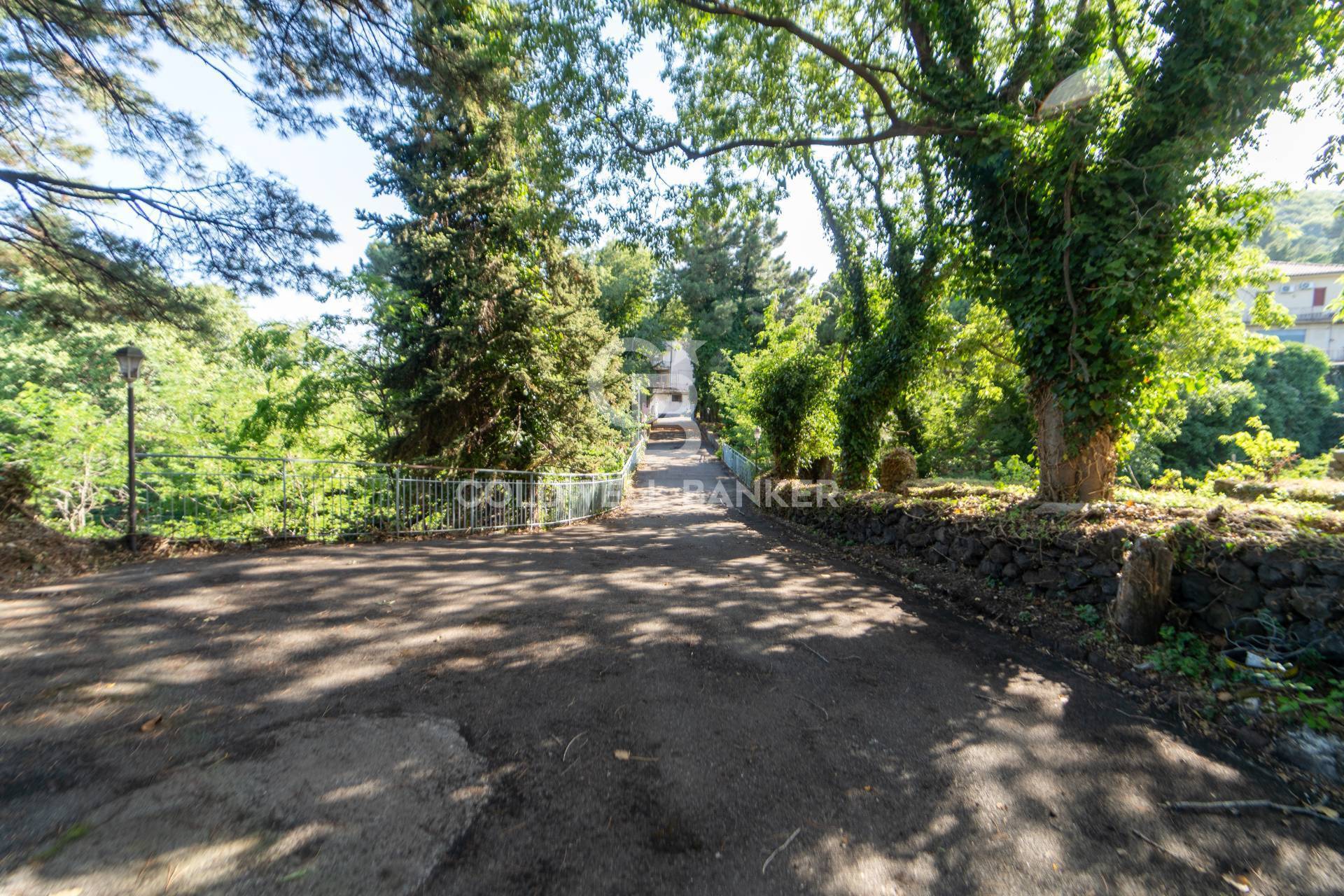 Casa indipendente in vendita a Zafferana Etnea