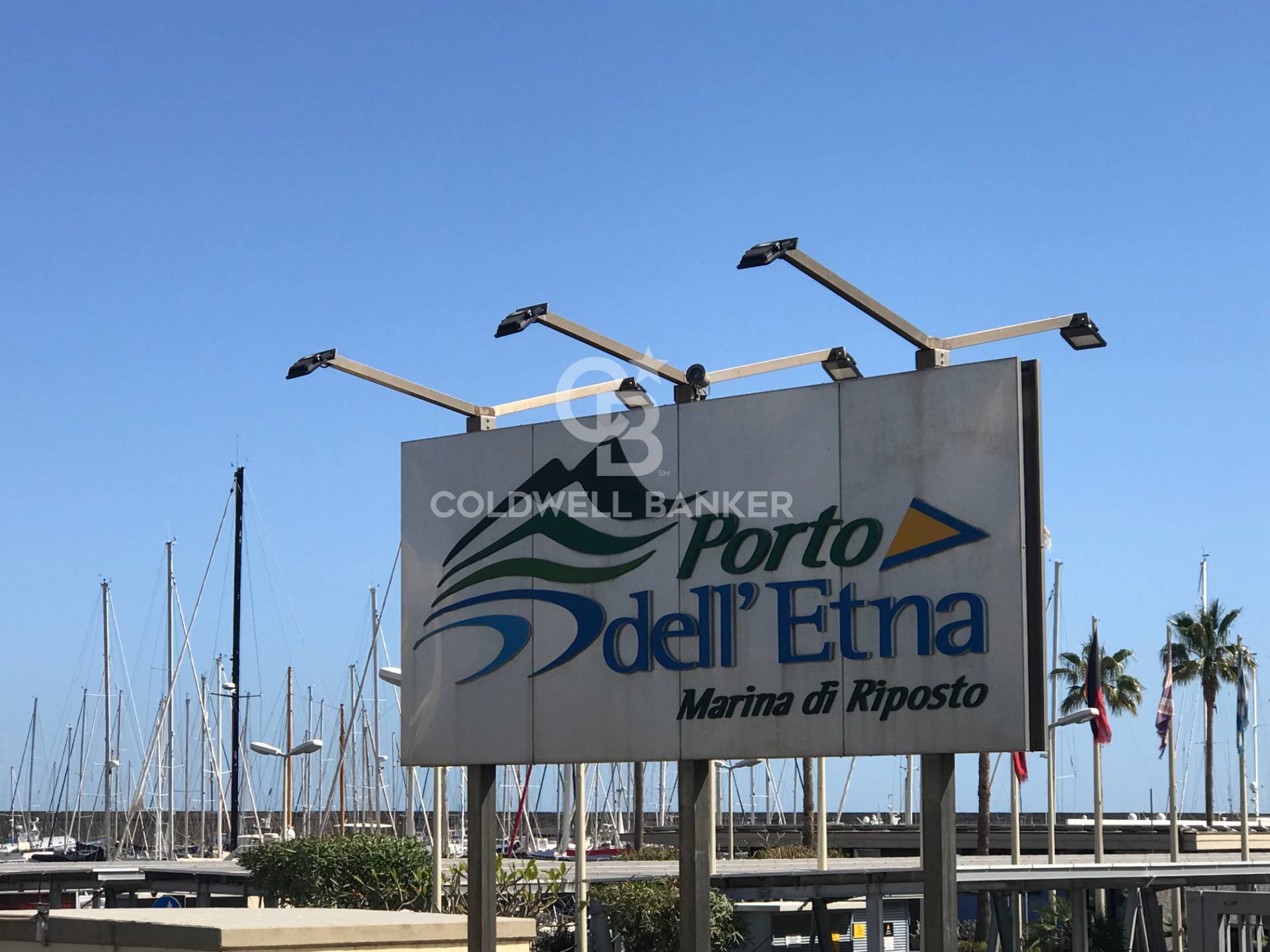 Stabile in vendita a Riposto
