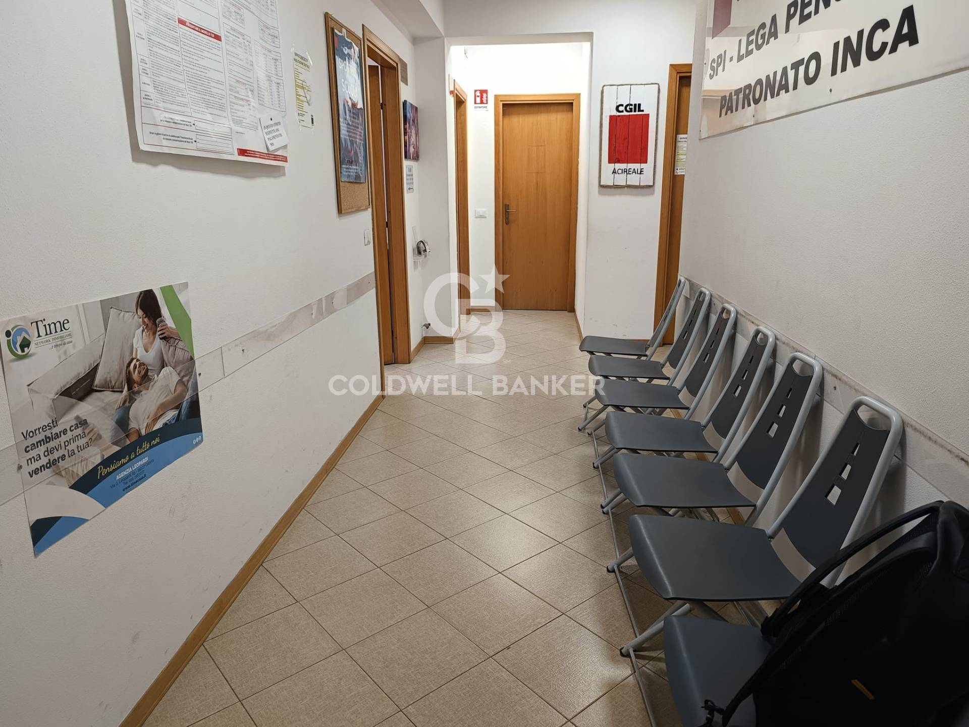 Ufficio in vendita a Acireale