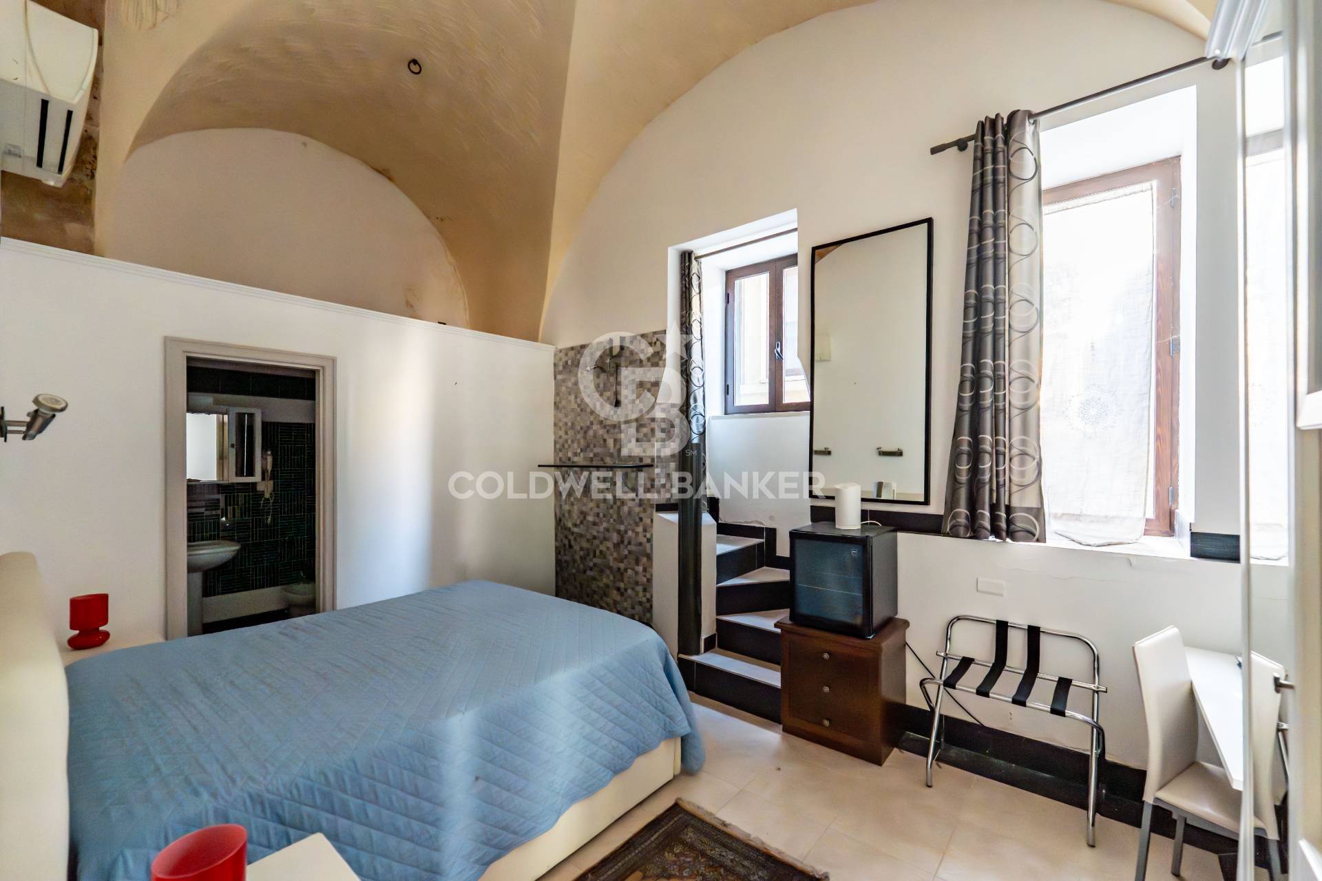 Palazzo in vendita a Militello in Val di Catania