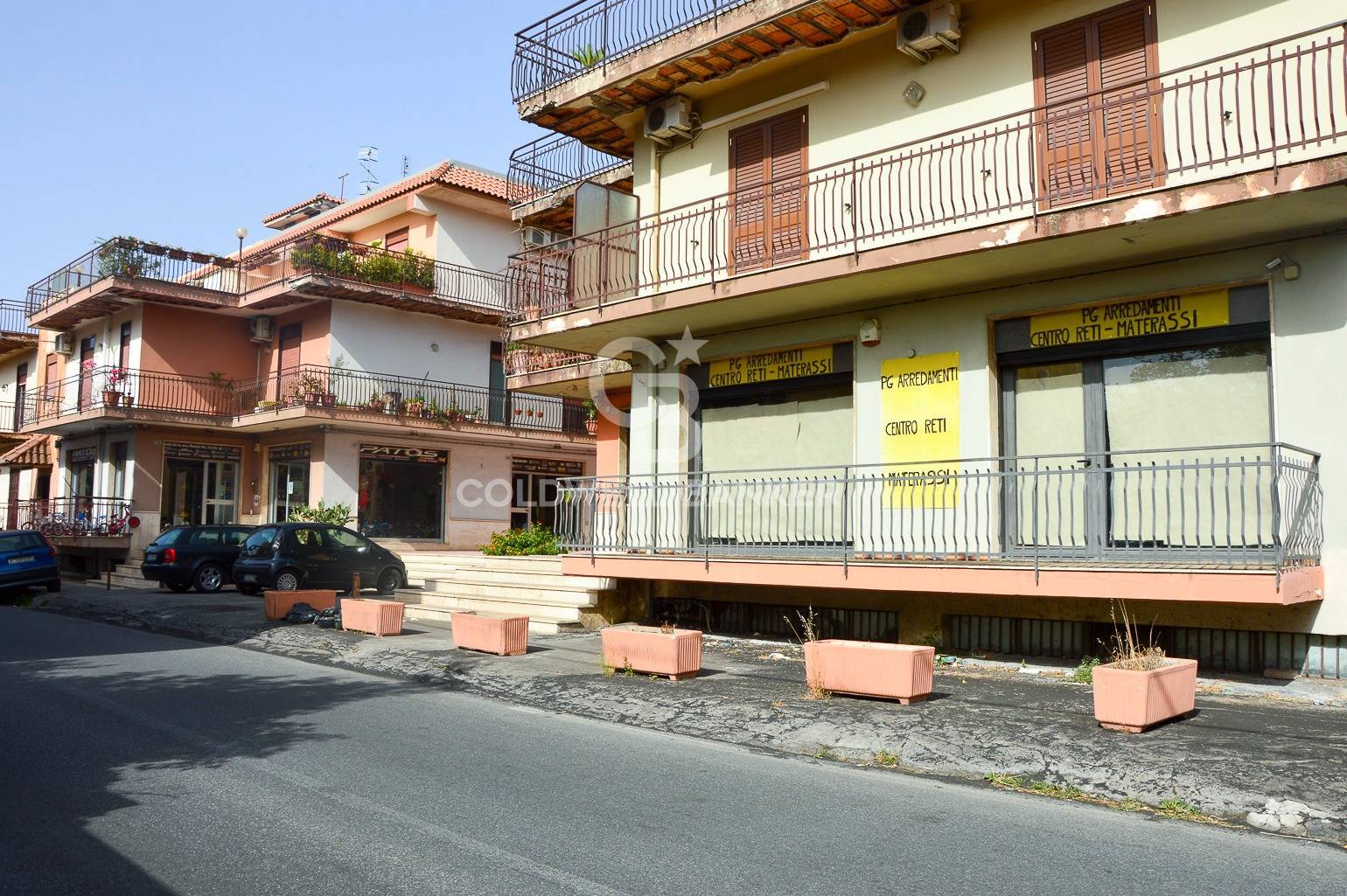 Locale commerciale in vendita a Fiumefreddo di Sicilia