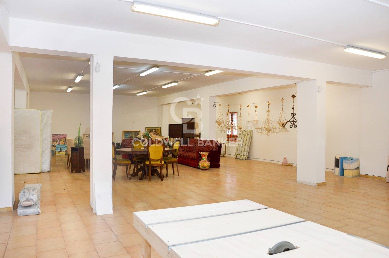 Locale commerciale in vendita a Fiumefreddo di Sicilia