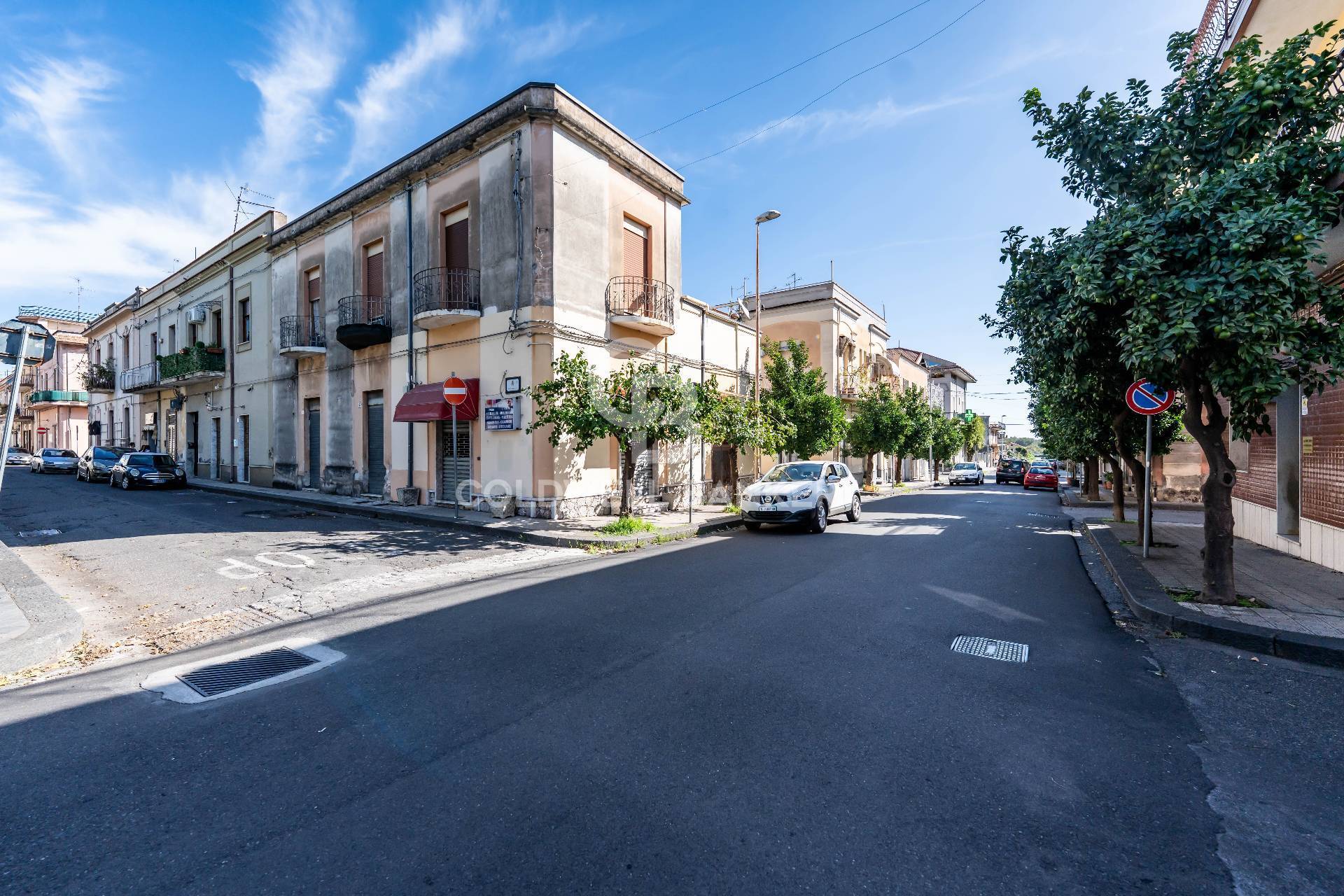 Locale commerciale in vendita a Mascali