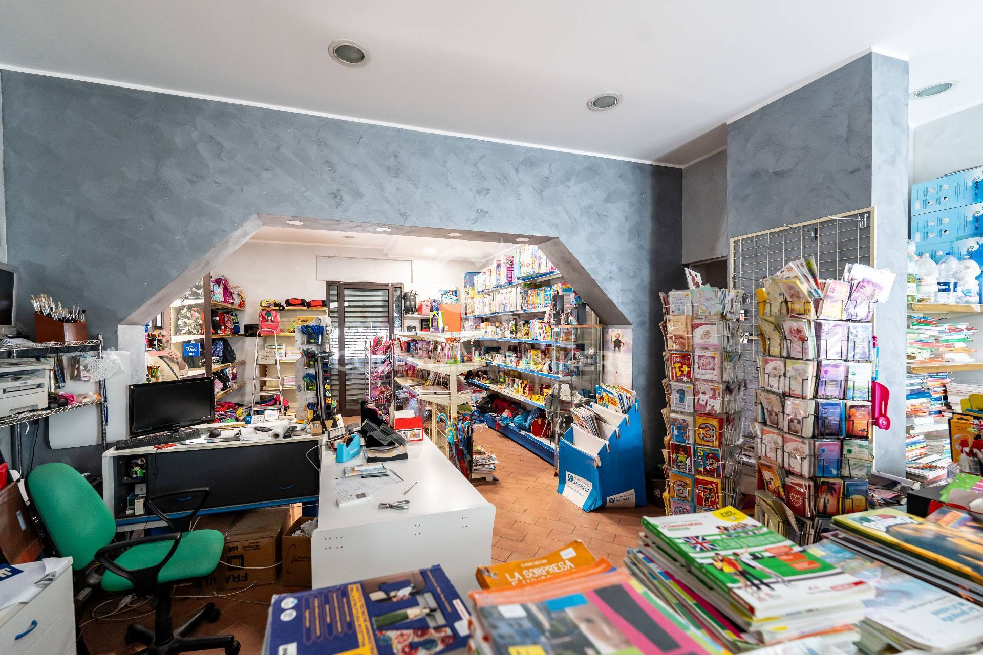 Locale commerciale in vendita a Mascali