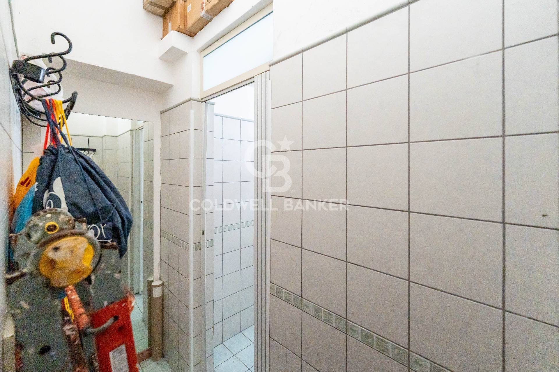 Locale commerciale in vendita a Mascali