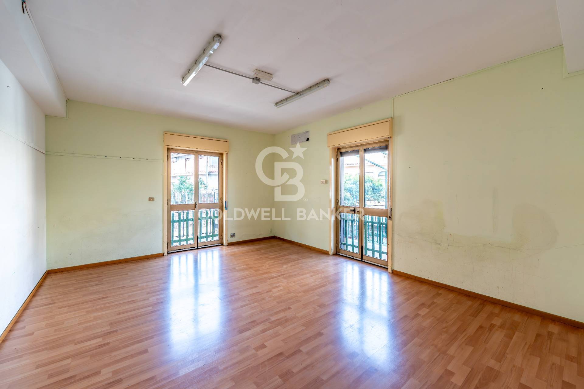 Ufficio in affitto a Aci Sant'Antonio